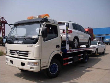 Used Dongfeng Centre Road Wreckers With Excellent Lifting Performance